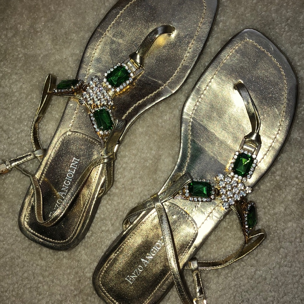 Enzo Angiolini Gold sandals! Size 7